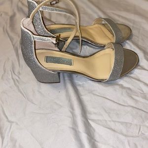 betsey johnson heels